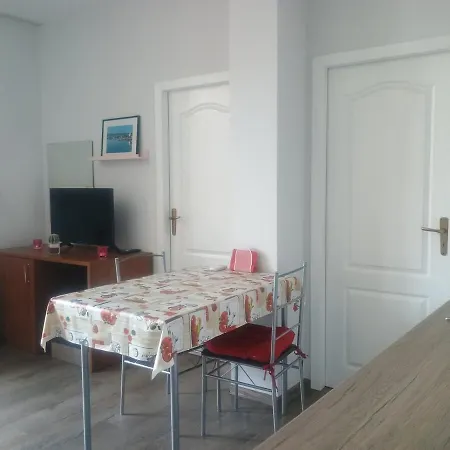 Sea View Penthouse With Terrace Apartman